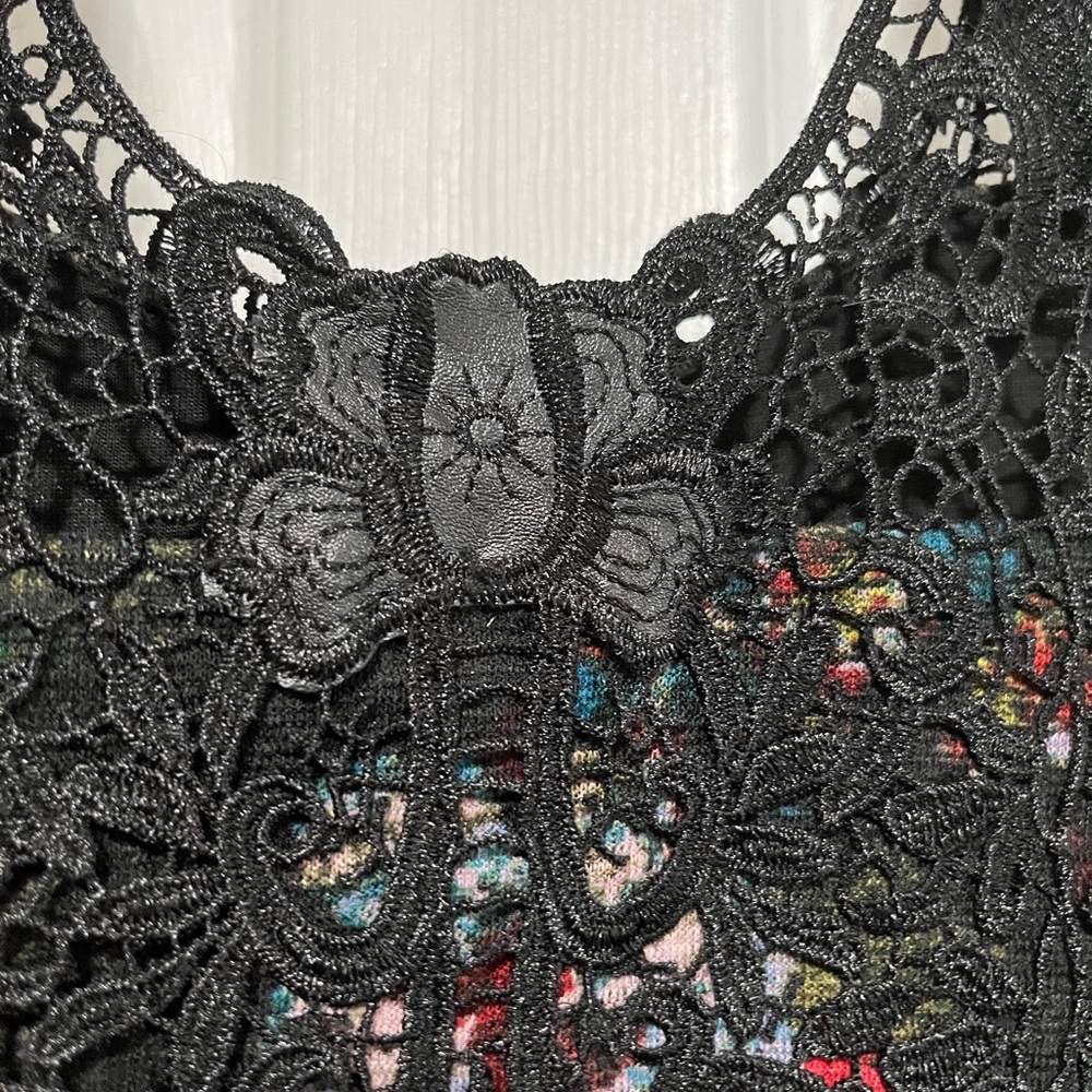 Lucky Brand Black/ Paisley Slip Dress. -Small - Picture 7 of 9